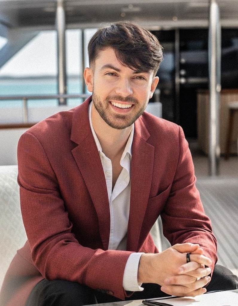 Dr Oliver Zolman MBBS BSc — Founder of Longevity School